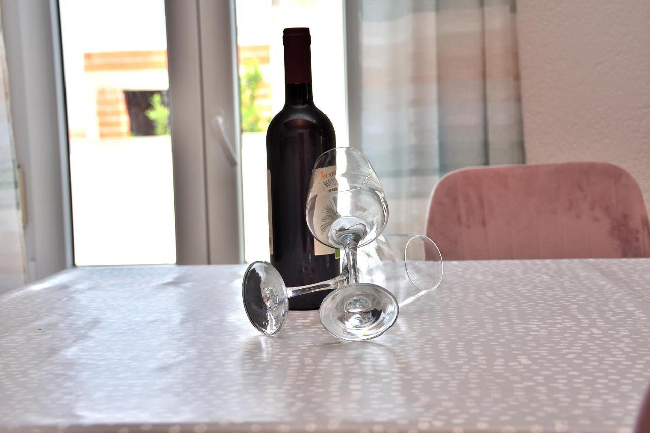 Apartment Leonora Vodice Dış mekan fotoğraf
