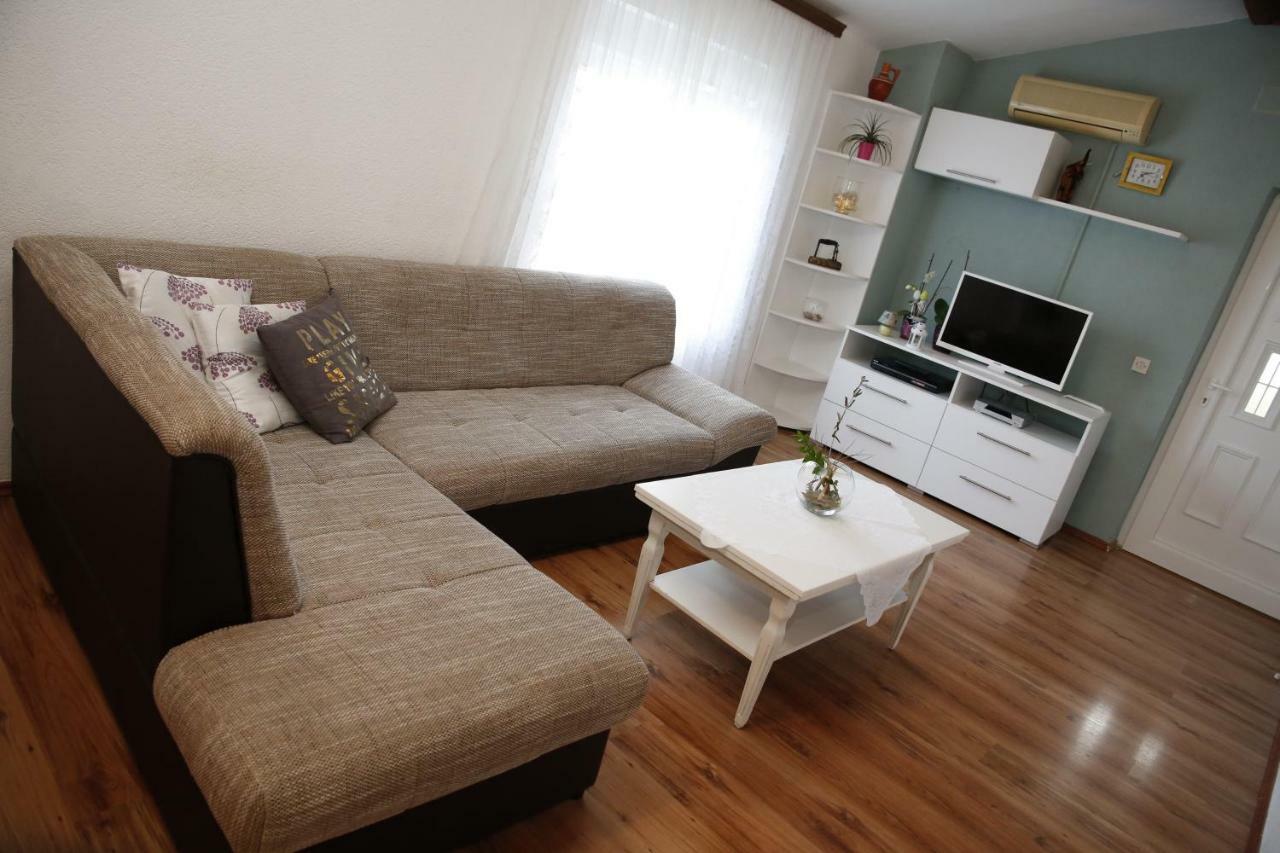 Apartment Leonora Vodice Dış mekan fotoğraf
